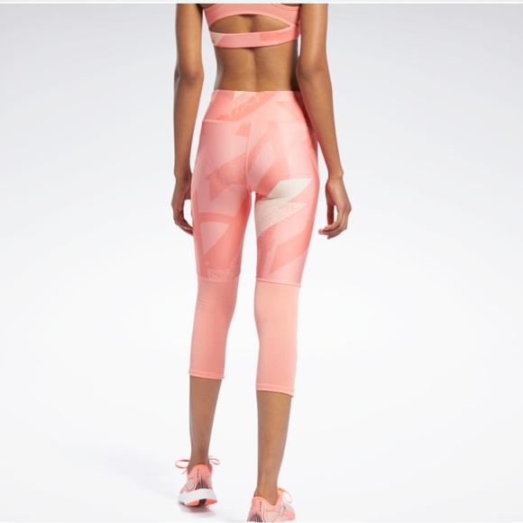 Reebok 3/4 Leggings - Picture 2 of 7